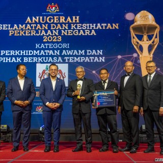 MAJLIS PERBANDARAN TAIPING RAIH KEJAYAAN CEMERLANG DI MAJLIS ANUGERAH KESELAMATAN DAN KESIHATAN PEKERJAAN NEGARA 2023